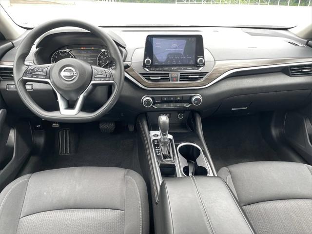 2023 Nissan Altima SV FWD