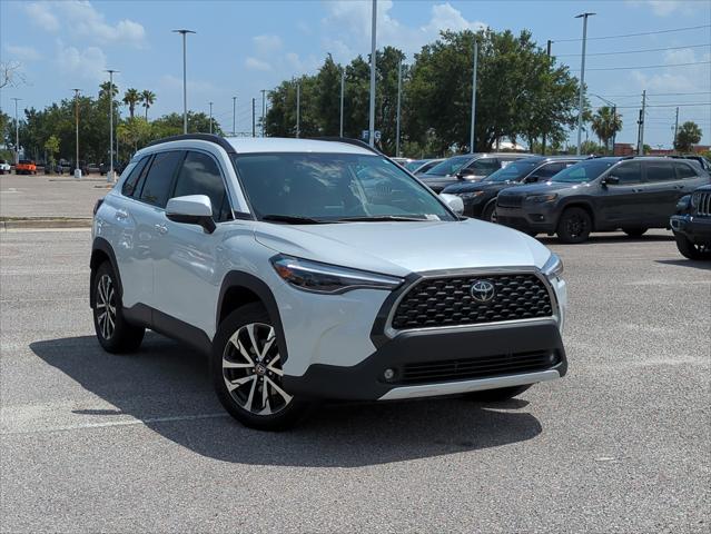 2024 Toyota Corolla Cross XLE