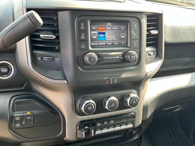2024 RAM 3500 Tradesman Crew Cab 4x4 8 Box