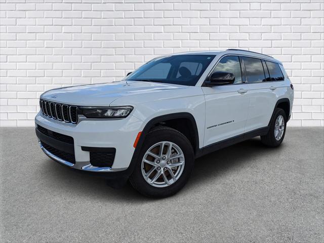 2023 Jeep Grand Cherokee L Laredo 4x2