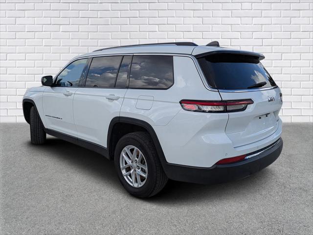 2023 Jeep Grand Cherokee L Laredo 4x2