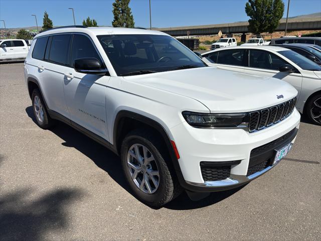 2022 Jeep Grand Cherokee L Limited 4x4 2022 Jeep Grand Cherokee L Limited 4x4