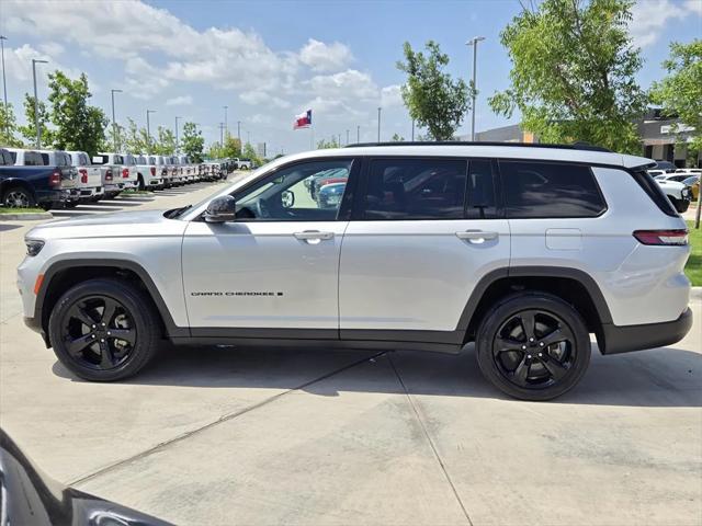 2023 Jeep Grand Cherokee L Altitude 4x4
