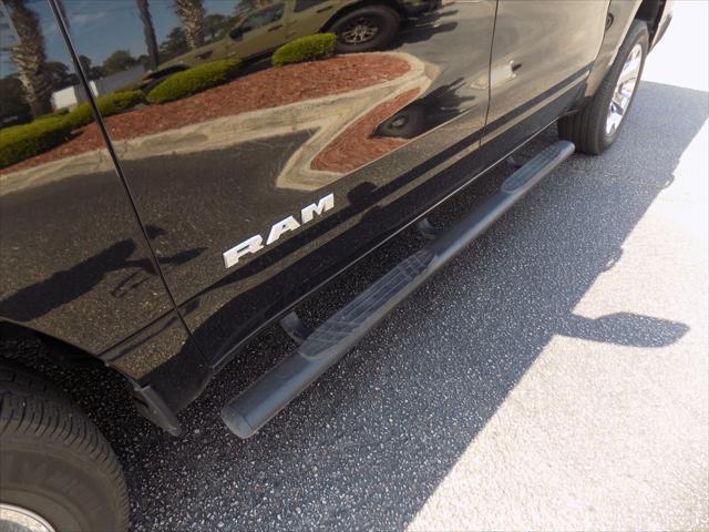 2022 Ram 1500 Big Horn Crew Cab 4x4 5'7" Box
