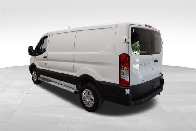 2022 Ford Transit-250 Cargo Van Base