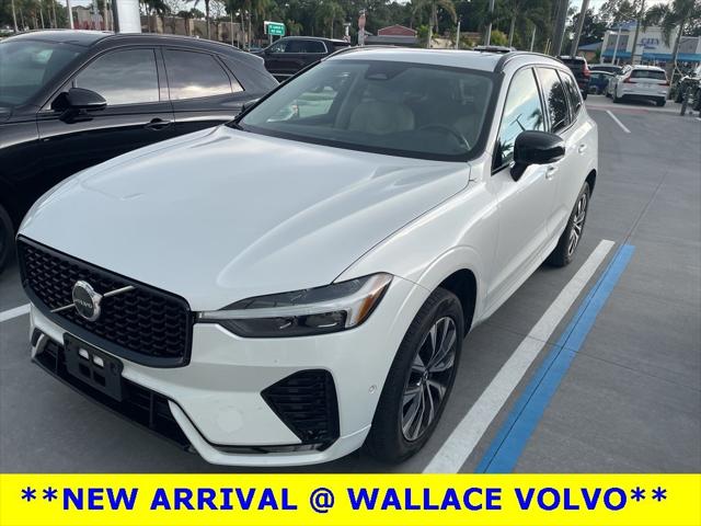2024 Volvo XC60 B5 Plus Dark Theme