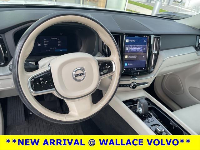 2024 Volvo XC60 B5 Plus Dark Theme