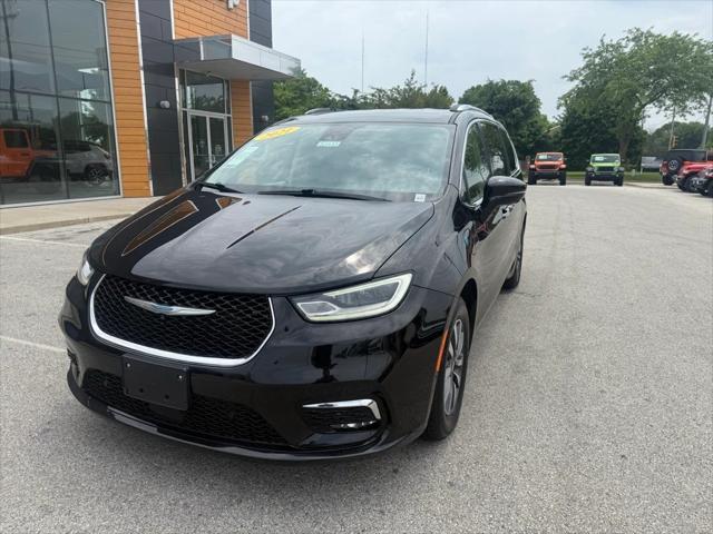 2021 Chrysler Pacifica Hybrid Touring L