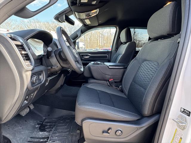 2025 Ram 1500 Big Horn Crew Cab 4x4 6'4" Box