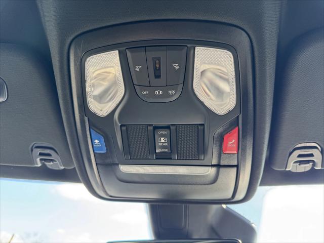 2025 Ram 1500 Big Horn Crew Cab 4x4 6'4" Box