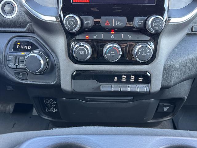 2025 Ram 1500 Big Horn Crew Cab 4x4 6'4" Box
