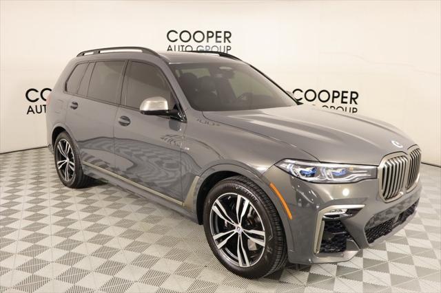 2022 BMW X7 M50i