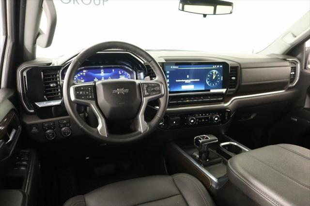 2024 Chevrolet Silverado 1500 4WD Crew Cab Short Bed RST