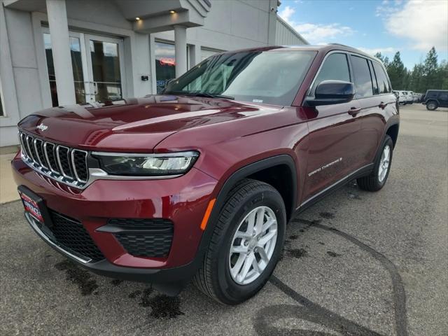 2025 Jeep Grand Cherokee GRAND CHEROKEE LAREDO X 4X4