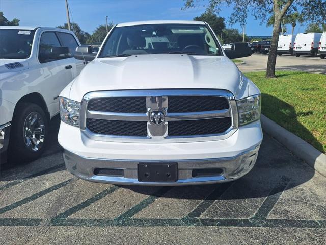 2023 RAM 1500 Classic SLT Crew Cab 4x2 57 Box