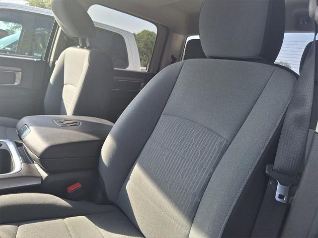 2023 RAM 1500 Classic SLT Crew Cab 4x2 57 Box