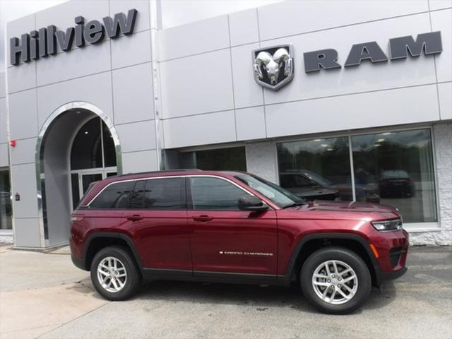 2025 Jeep Grand Cherokee GRAND CHEROKEE LAREDO X 4X4