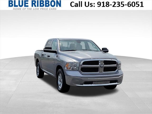 2023 RAM 1500 Classic SLT Crew Cab 4x2 57 Box 2023 RAM 1500 Classic SLT Crew Cab 4x2 57 Box