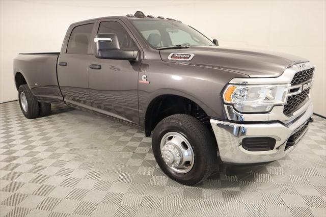 2024 RAM 3500 Tradesman Crew Cab 4x4 8 Box