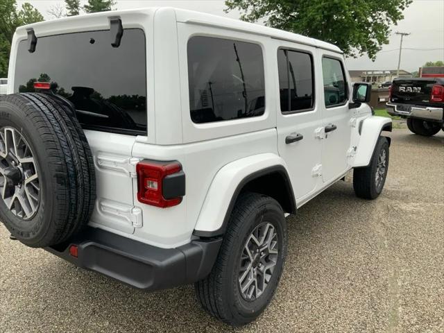 2025 Jeep Wrangler 4-Door Sahara 4x4