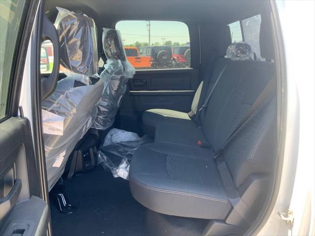 2025 Ram 2500 Tradesman Crew Cab 4x4 6'4" Box