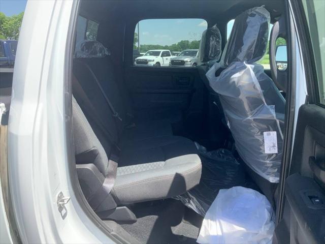 2025 Ram 2500 Tradesman Crew Cab 4x4 6'4" Box
