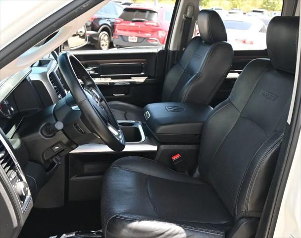 2017 Ram 1500 Laramie Crew Cab 4x4 64 Box