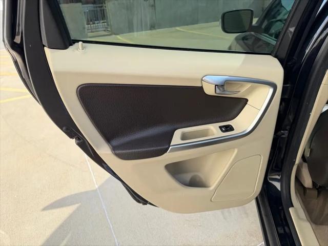 2010 Volvo XC60 T6