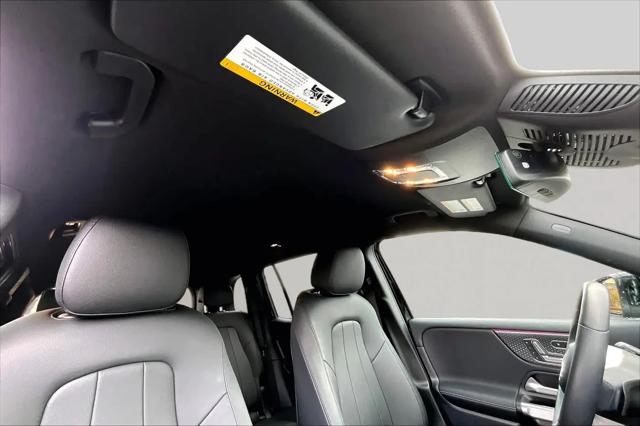 2025 Mercedes-Benz GLB GLB 250