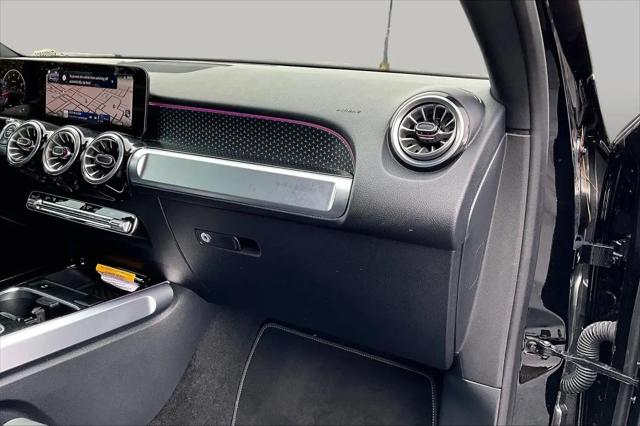 2025 Mercedes-Benz GLB GLB 250