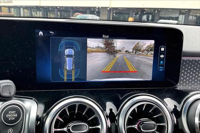 2025 Mercedes-Benz GLB GLB 250