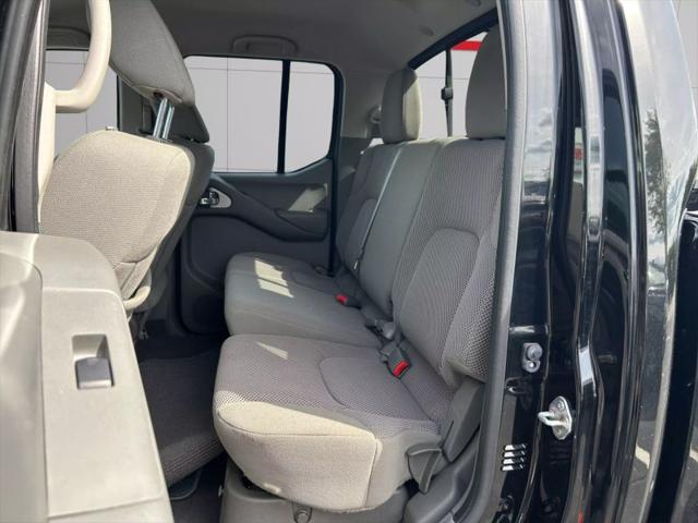 2021 Nissan Frontier Crew Cab SV 4x4