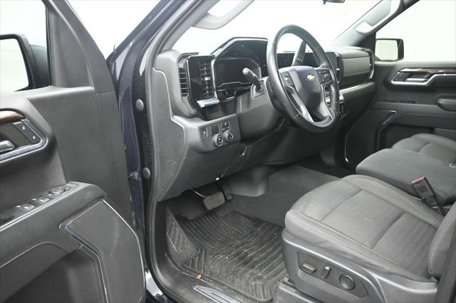 2023 Chevrolet Silverado 1500 2WD Crew Cab Short Bed LT