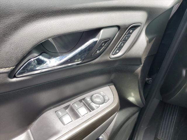 2022 GMC Acadia FWD SLT