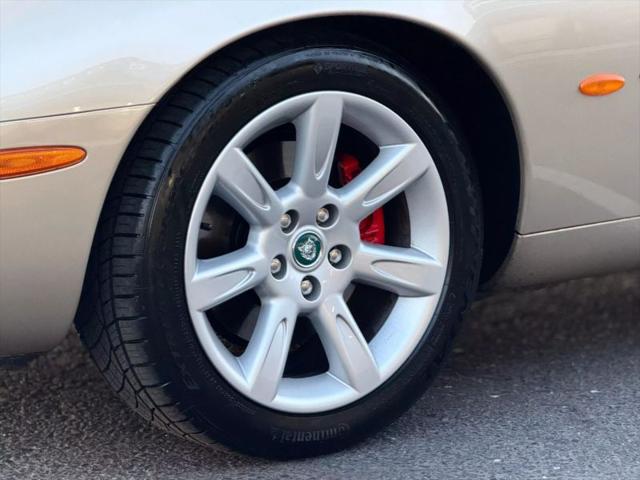 2003 Jaguar XK8 XK8