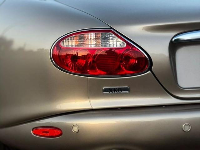 2003 Jaguar XK8 XK8