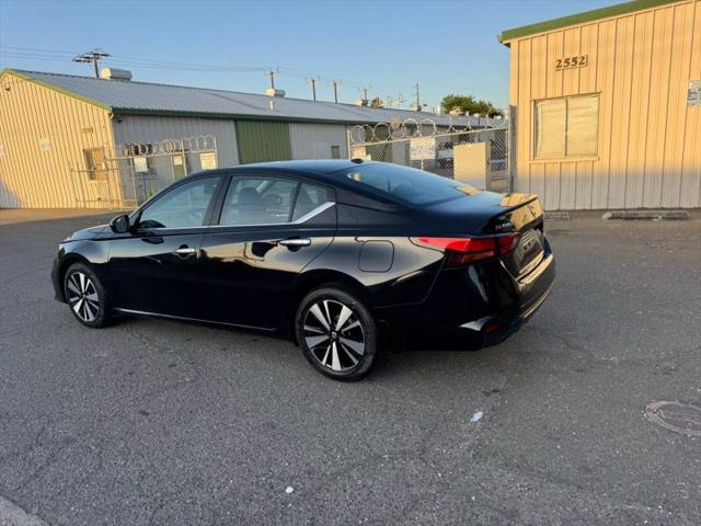 2021 Nissan Altima SV FWD