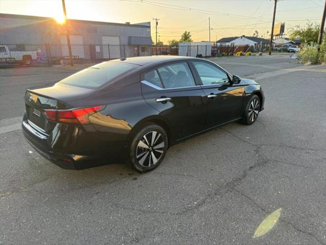 2021 Nissan Altima SV FWD
