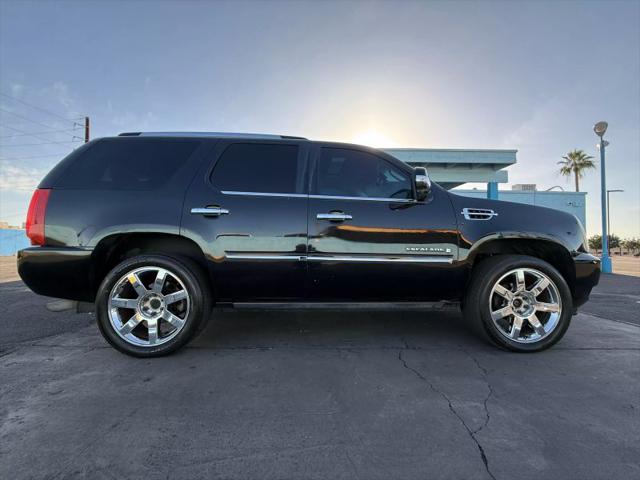 2008 Cadillac Escalade Standard