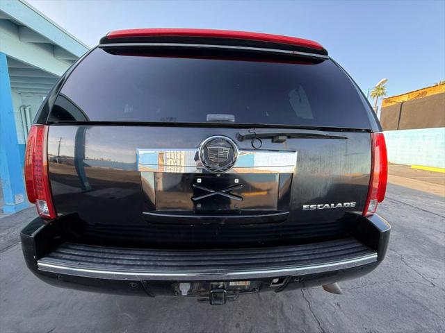 2008 Cadillac Escalade Standard