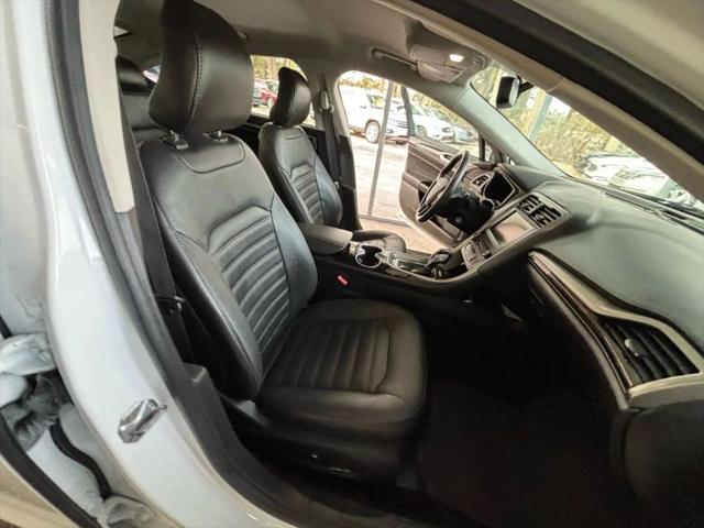 2016 Ford Fusion SE