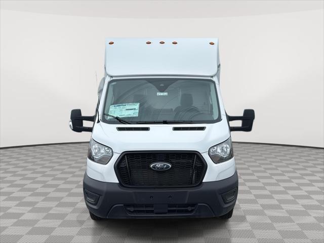 2025 Ford Transit Cutaway Unknown