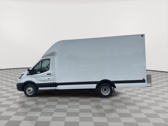 2025 Ford Transit Cutaway Unknown