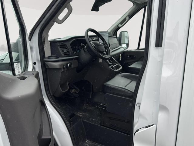 2025 Ford Transit Cutaway Unknown