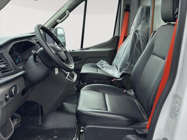2025 Ford Transit Cutaway Unknown