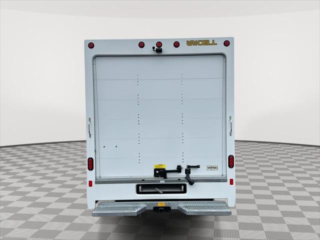 2025 Ford Transit Cutaway Unknown