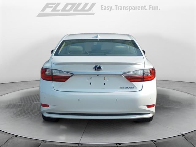 2016 Lexus ES 300h Unknown