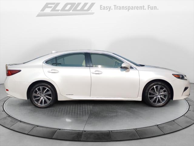 2016 Lexus ES 300h Unknown