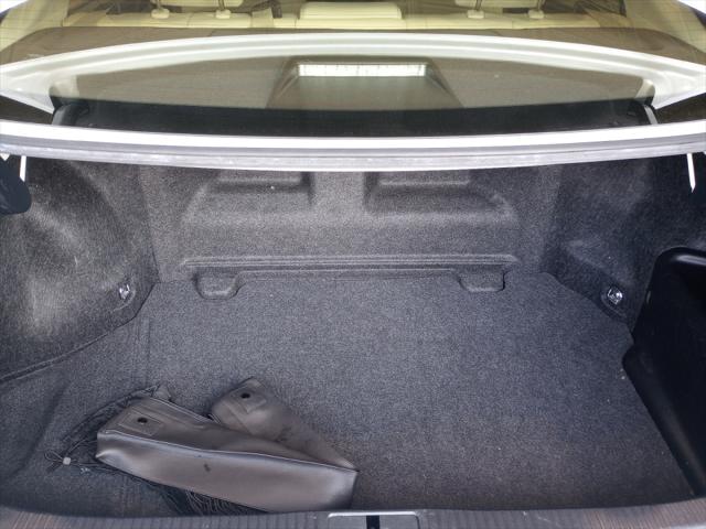 2016 Lexus ES 300h Unknown