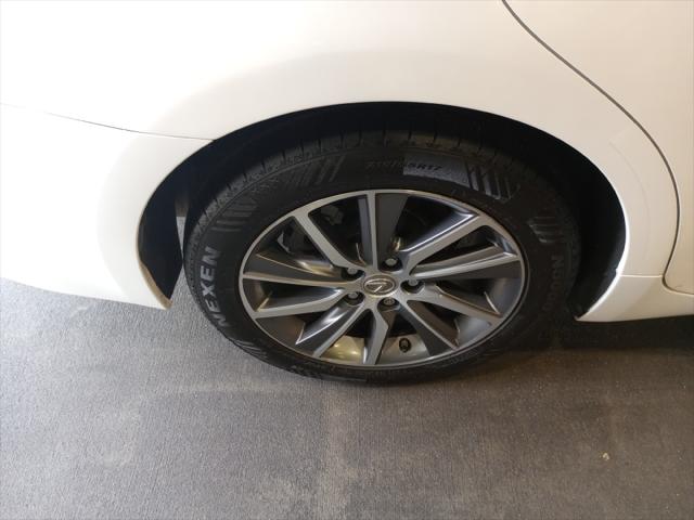 2016 Lexus ES 300h Unknown